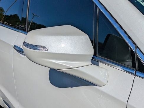 New 2025 Cadillac XT6 Luxury image 10