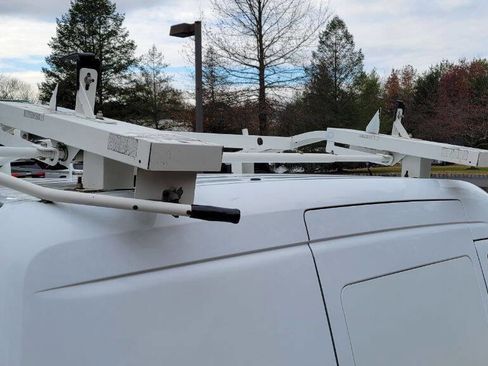 Used 2011 Ford Transit Connect XLT image 15