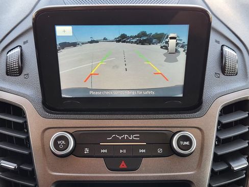 Used 2023 Ford Transit Connect XLT FWD image 19