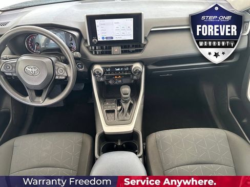 Used 2025 Toyota RAV4 XLE FWD image 17