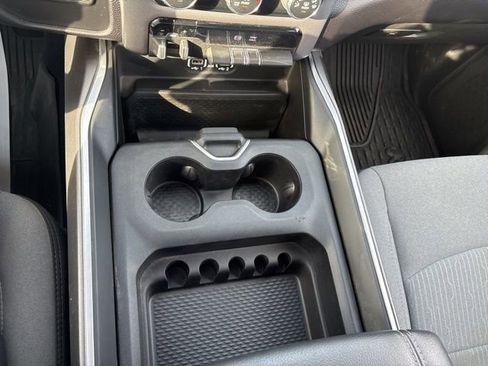 Used 2024 RAM 2500 Big Horn image 31