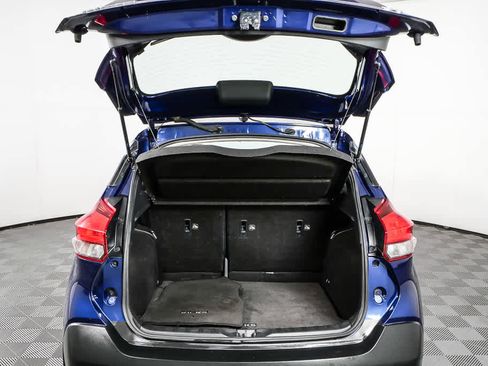 Used 2019 Nissan Kicks SV image 30