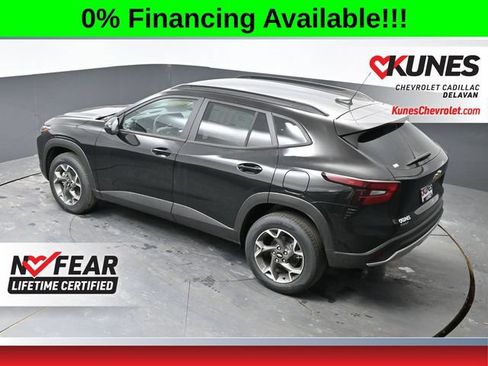 New 2026 Chevrolet Trax LT w/ Driver Confidence Package FWD image 26