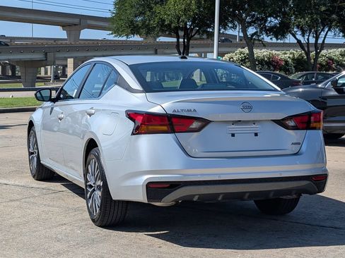 Used 2026 Nissan Altima 2.5 SV AWD/4WD image 4