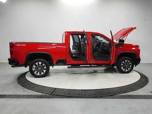 Used 2024 Chevrolet Silverado 2500 Custom w/ Custom Value Package AWD/4WD image 16