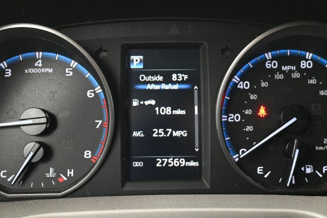 Used 2018 Toyota RAV4 LE w/ All Weather Liner Package AWD/4WD image 19