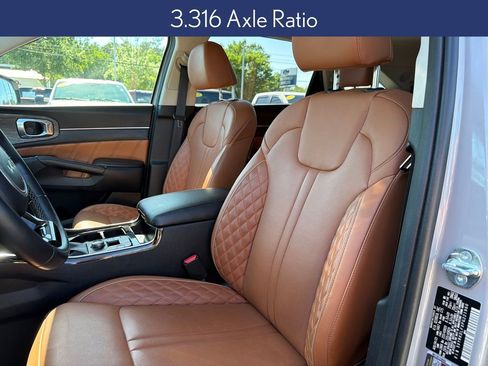 Used 2023 Kia Sorento SX Prestige AWD/4WD image 9