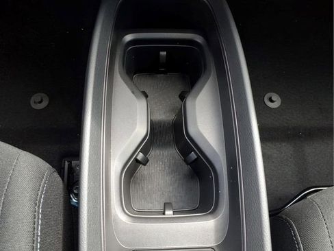 New 2026 Nissan Leaf FWD image 15