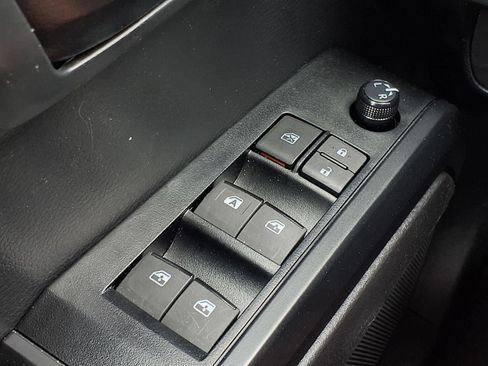 Certified 2023 Toyota Tacoma SR AWD/4WD image 24