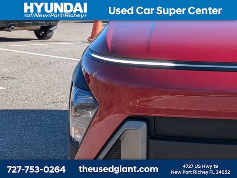 Certified 2024 Hyundai Kona SEL image 9