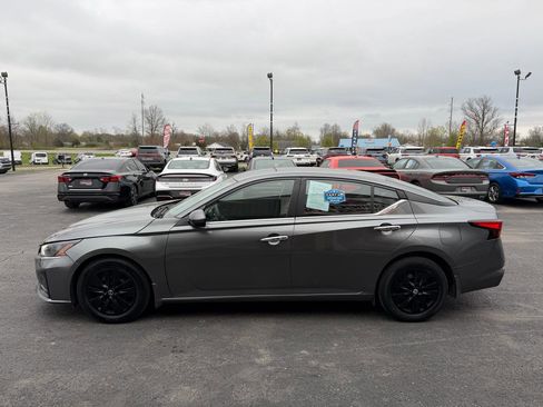Used 2023 Nissan Altima 2.5 S image 7