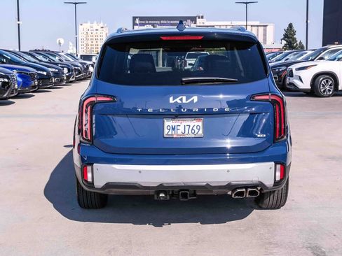 Used 2024 Kia Telluride SX w/ Towing Package AWD/4WD image 3