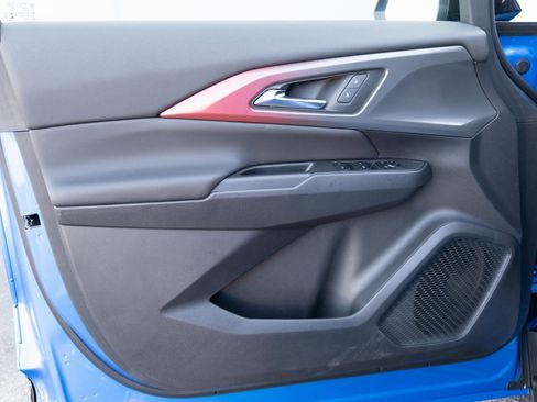 New 2025 Chevrolet Equinox EV RS w/ LPO, All-Weather Mat Package AWD/4WD image 13
