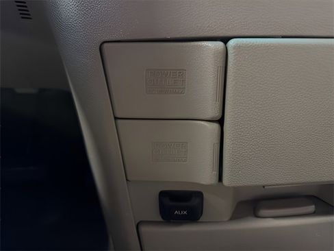 Used 2012 Honda Odyssey EX image 22