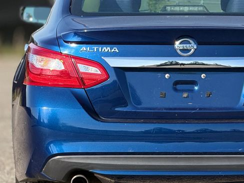 Used 2016 Nissan Altima 2.5 SR image 13
