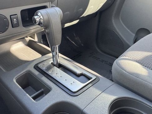 Used 2019 Nissan Frontier SV image 24