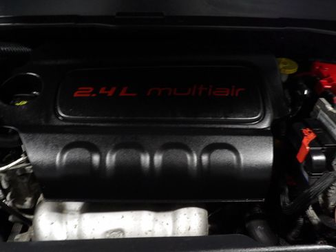 Used 2019 Jeep Compass Limited AWD/4WD image 21