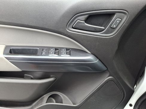 Used 2019 Chevrolet Colorado W/T w/ WT Convenience Package AWD/4WD image 13