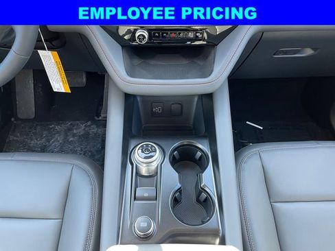New 2026 Ford Explorer Active w/ Active Comfort Package AWD/4WD image 11