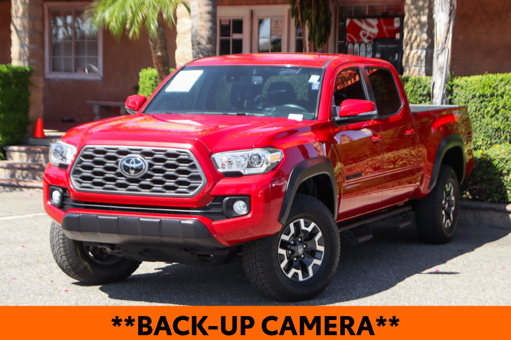 Used 2021 Toyota Tacoma TRD Off-Road w/ Technology Package AWD/4WD image 4