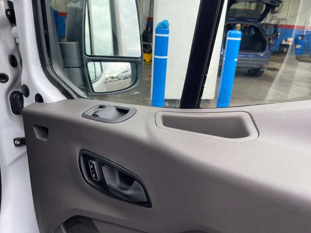Used 2024 Ford Transit 250 148 Medium Roof Extended AWD w/ Load Area Protection Package image 21