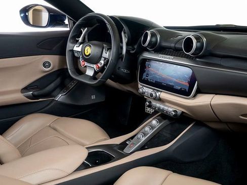 Certified 2019 Ferrari Portofino image 48