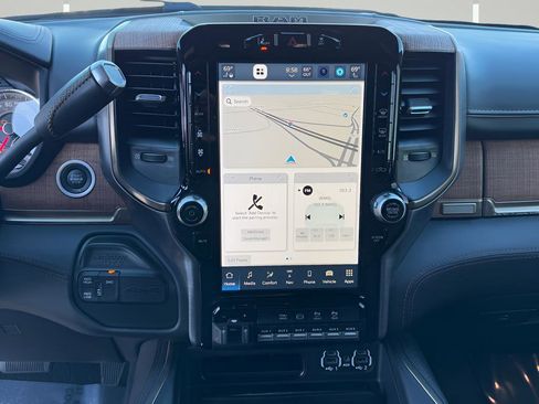 Used 2022 RAM 3500 Limited image 7