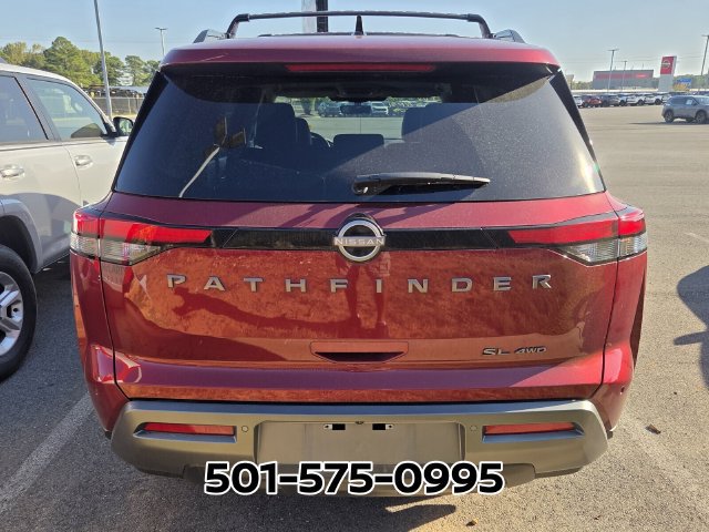 Used 2026 Nissan Pathfinder SL AWD/4WD image 3