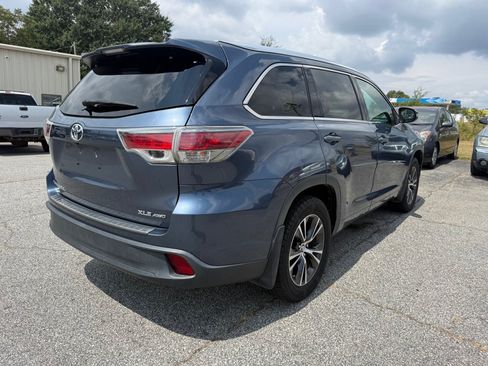 Used 2016 Toyota Highlander XLE w/ Protection Package #3 AWD/4WD image 7