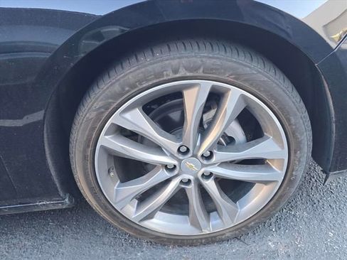 Certified 2024 Chevrolet Malibu LT image 14