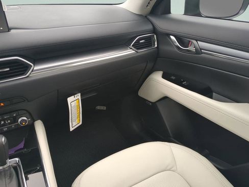 New 2025 MAZDA CX-5 AWD 2.5 S w/ Premium Plus Pkg image 15