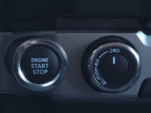 Used 2023 Toyota Tacoma SR5 AWD/4WD image 23