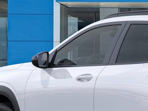 New 2026 Chevrolet Trax RS w/ Sunroof Package FWD image 12