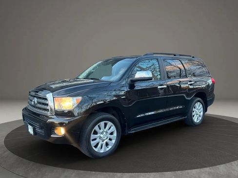 Used 2015 Toyota Sequoia Platinum image 1