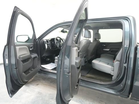 Used 2018 Chevrolet Silverado 1500 LTZ Z71 image 23