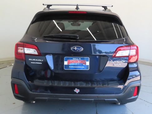 Used 2018 Subaru Outback 3.6R Touring w/ Protection Package #1 AWD/4WD image 4