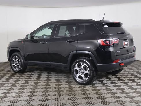 Used 2022 Jeep Compass Trailhawk AWD/4WD image 7