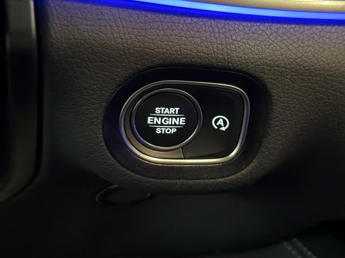 New 2026 Mercedes-Benz GLS 450 4MATIC image 22