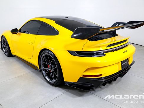Used 2022 Porsche 911 GT3 RWD image 6