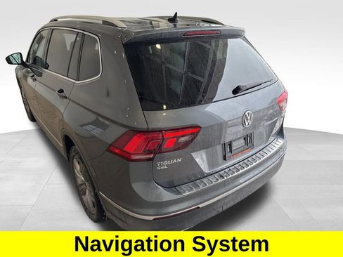 Used 2019 Volkswagen Tiguan SEL Premium image 3