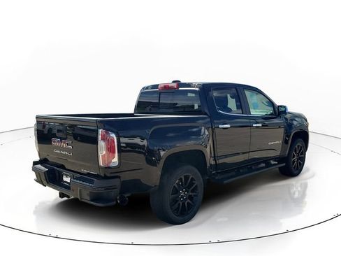 Used 2022 GMC Canyon Denali w/ Denali Black Edition Package AWD/4WD image 3