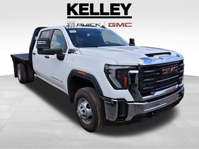 New 2025 GMC Sierra 3500 Pro w/ Convenience Package