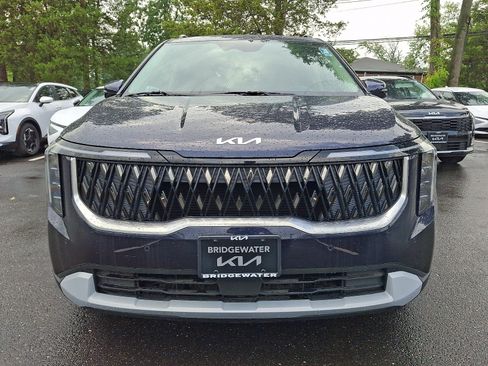 New 2026 Kia Carnival EX FWD image 2