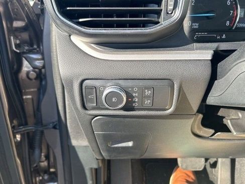 Used 2021 Ford Explorer XLT w/ Equipment Group 202A image 21