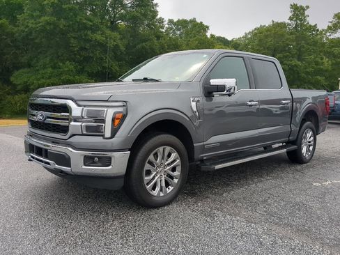 Certified 2025 Ford F150 Lariat w/ Equipment Group 501A Mid AWD/4WD image 6