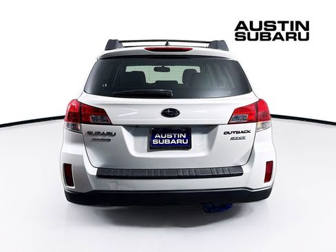 Used 2012 Subaru Outback 2.5i Limited image 6