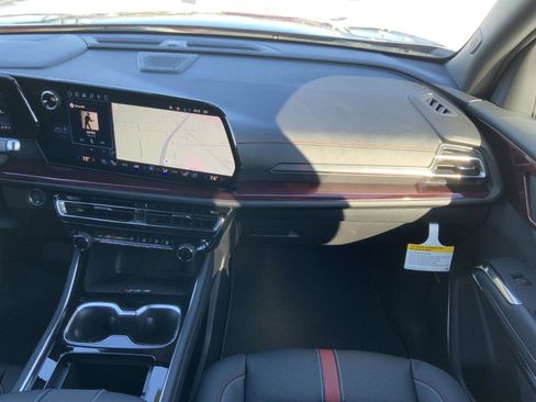 New 2026 Chevrolet Traverse RS w/ LPO, Floor Liner Package image 74