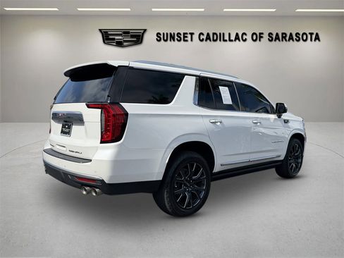 Used 2023 GMC Yukon Denali image 3
