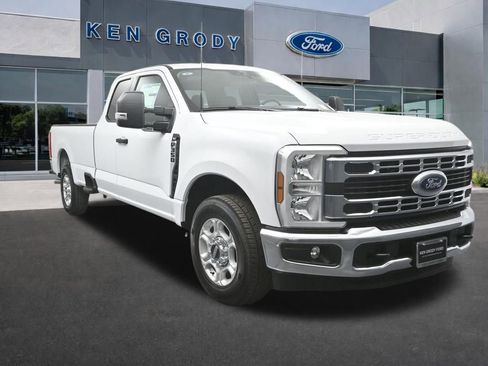 New 2026 Ford F350 XLT image 1