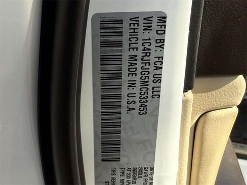 Used 2021 Jeep Grand Cherokee Summit image 32